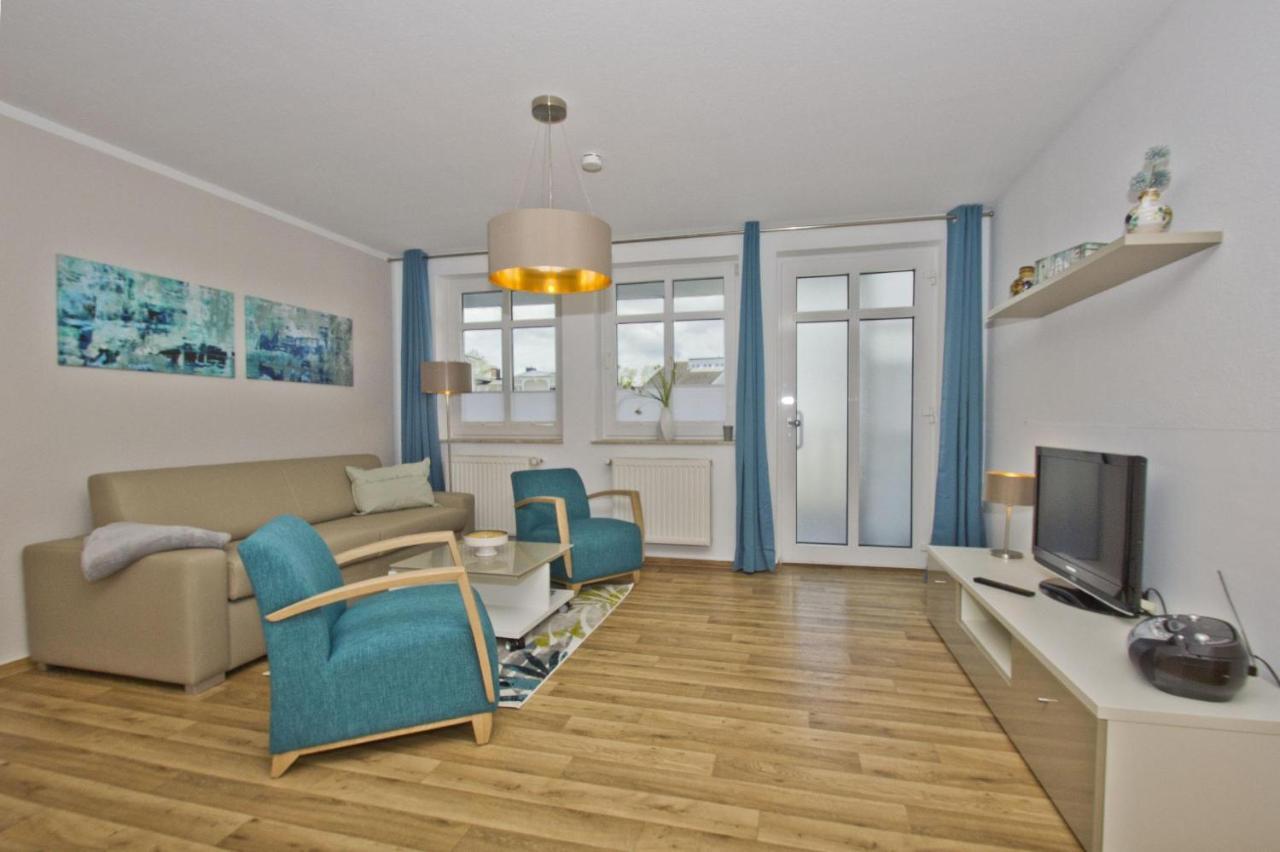 Ferienwohnung Mit Balkon, Gratis Nutzung Vom Ahoi Erlebnisbad Und Sauna In Sellin - Haus Strandeck Fewo 07 Гёрен Экстерьер фото